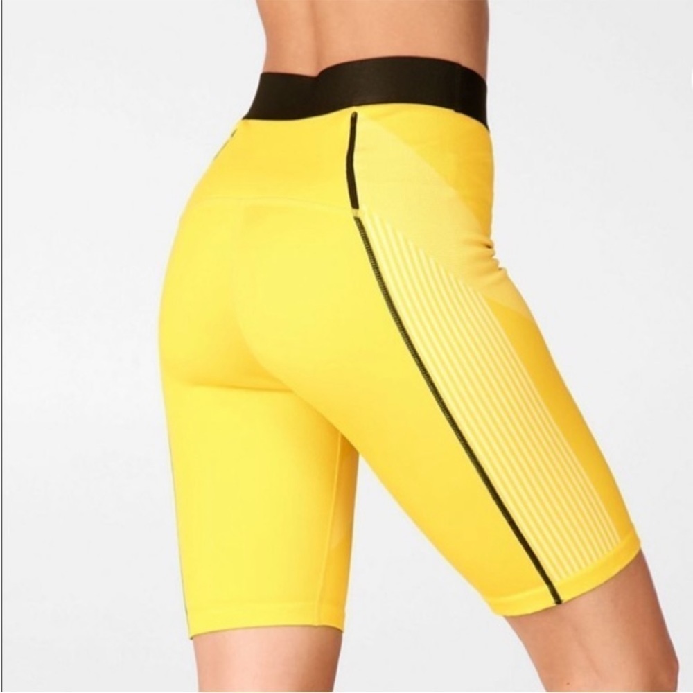 Fabletics Cloud Seamless Biker Short - image 2